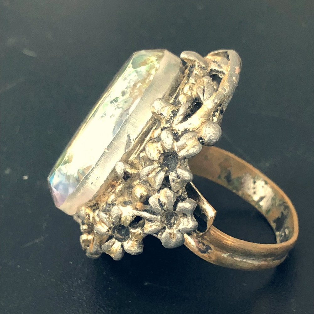 Vintage adjustable ring, gold tone